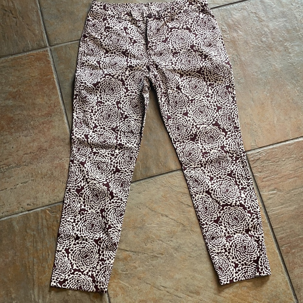 GAP Brown and White Floral Print Slim City Khakis - Picture 6 of 12